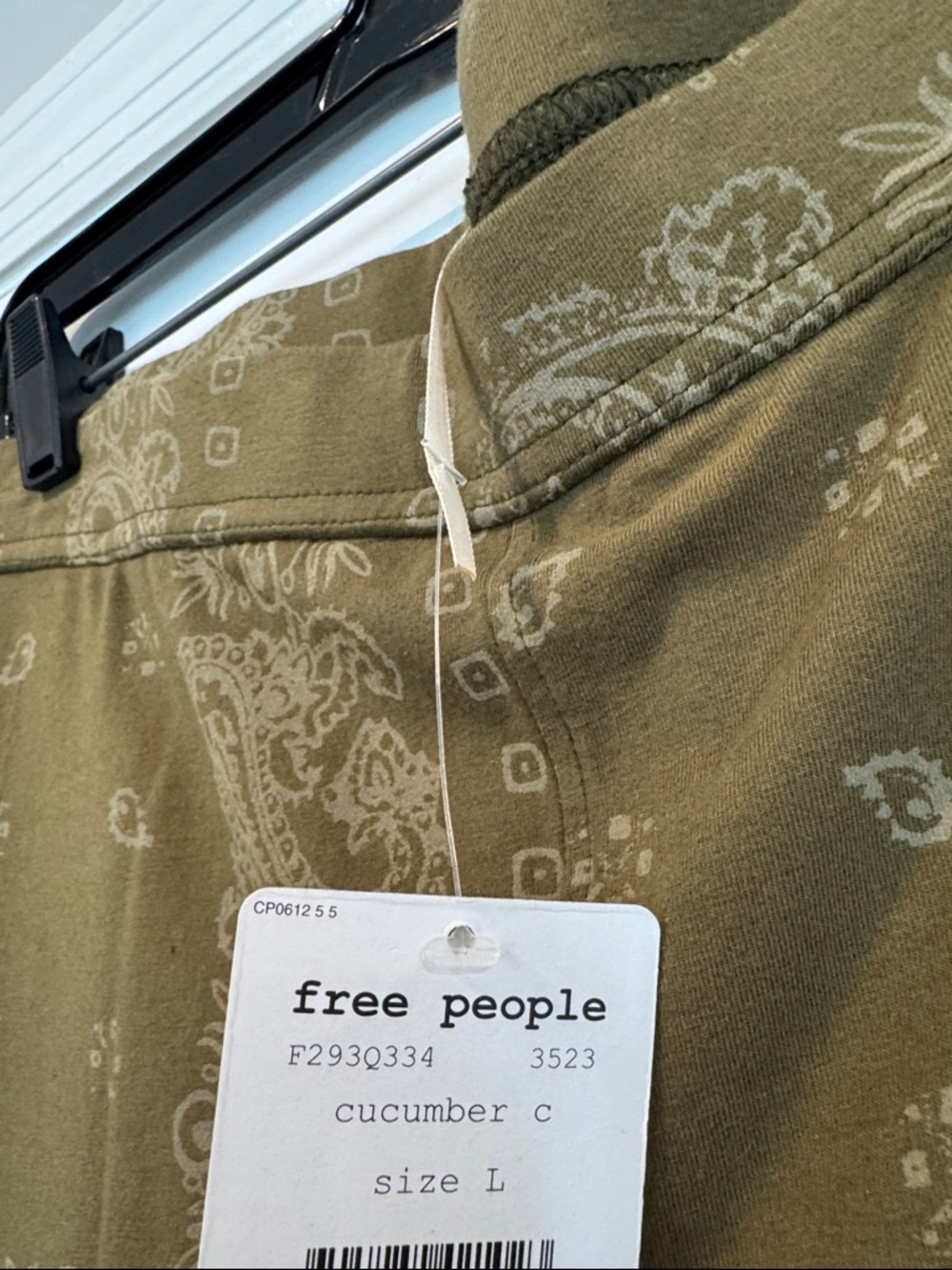 NWT Free People Olive Paisley Print Bandana Leggings Size Large - Picture 5 of 7